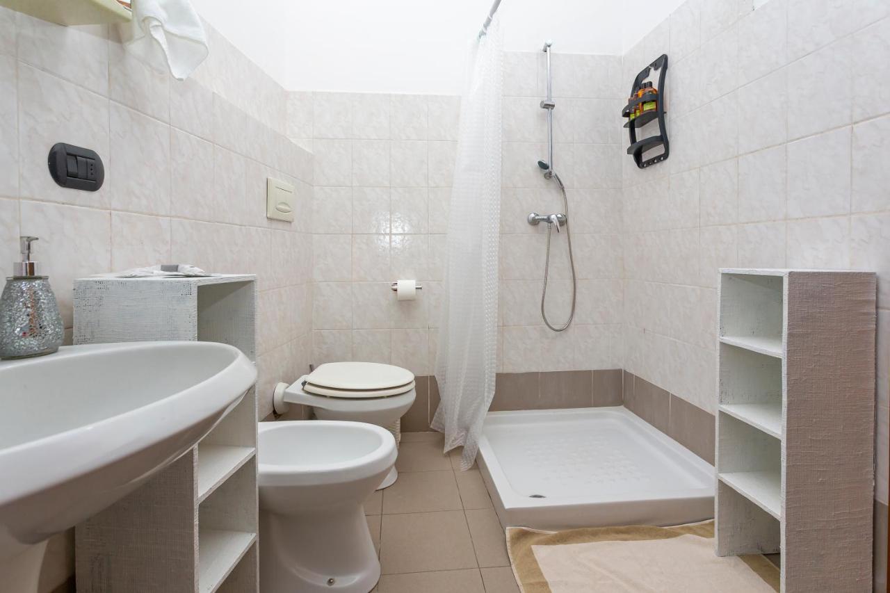 Casa Nicole Self Check-In Villa Albizzate Buitenkant foto